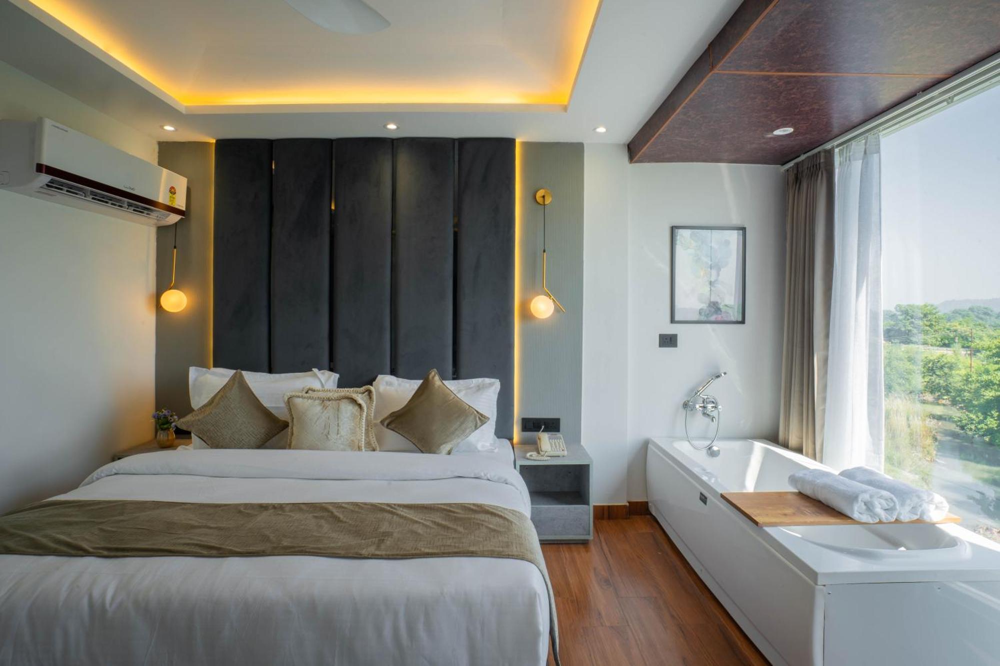 The Ganges Riverside Escape With A Private Ghat Haridwār Habitación foto