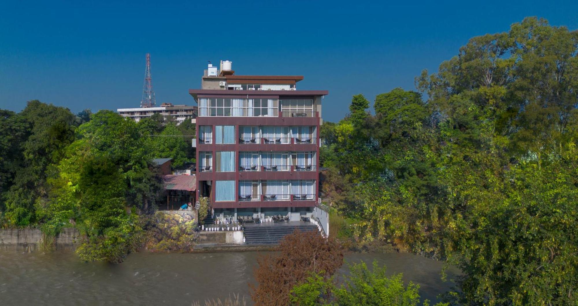 The Ganges Riverside Escape With A Private Ghat Haridwār Exterior foto